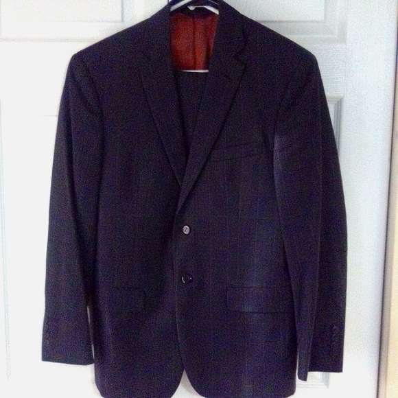 38s Slim Fit Jos.A.Banks 2 piece suit - Picture 1 of 5
